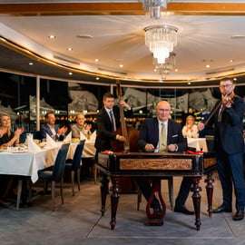 Boedapest: Avondrondvaart en diner met welkomstdrankje