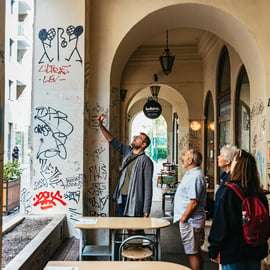 Boedapest: Wandeltour over straatkunst en ondergrondse bewegingen