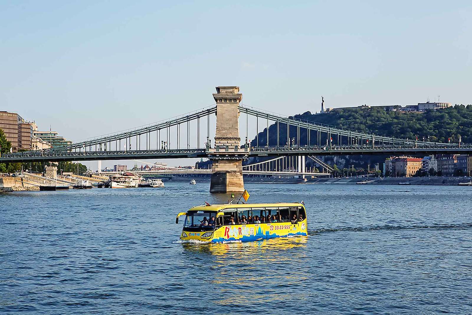 Boedapest: Drijvende bustour over land en water
