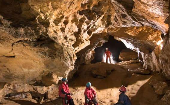 Boedapest: Avontuurlijke speleologie tour met gids
