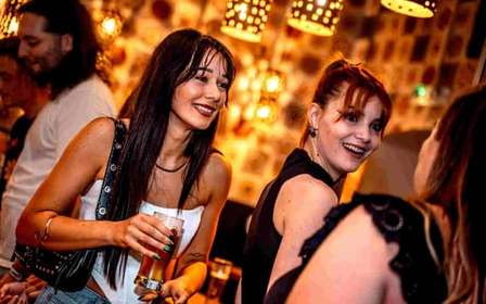 Boedapest: Ruin Bar Kroegentocht met Toegangskaarten