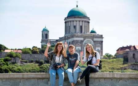Vanuit Boedapest: Dagtrip Donaubocht in het Engels