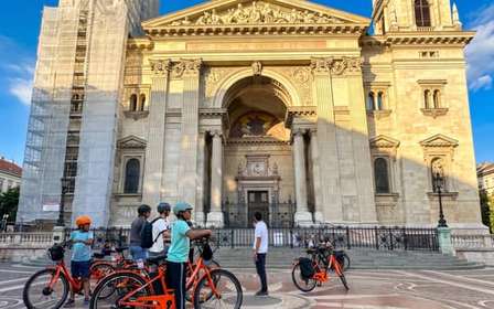 Boedapest: essentiële historische fietstocht (1,5 uur)