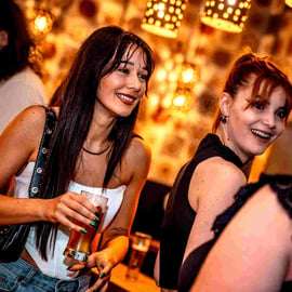 Boedapest: Ruin Bar Kroegentocht met Toegangskaarten