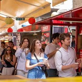 Boedapest: Culinaire tour met gids met wijn, bier en shotjes