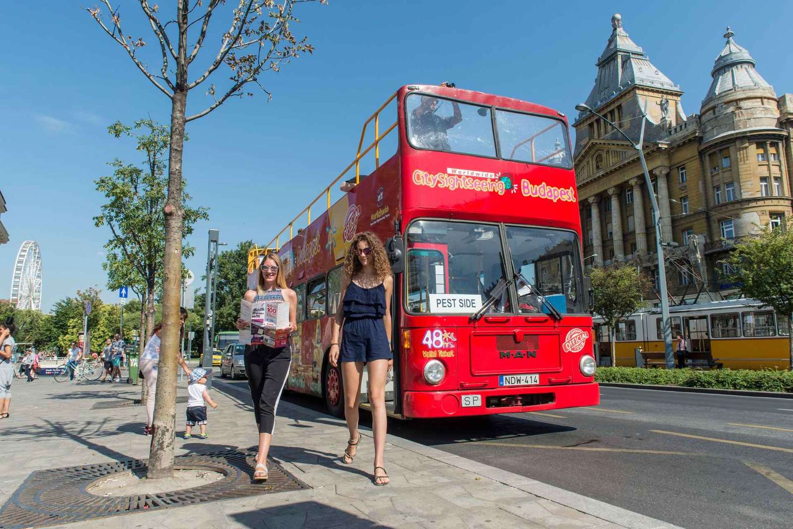 Boedapest: Stadsrondleiding Hop-on-hop-off-bustour & Extra's