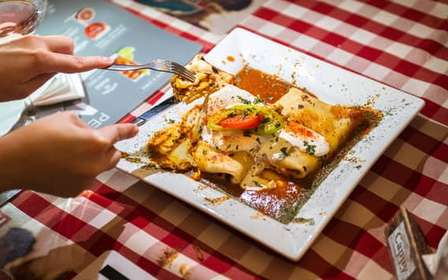 Boedapest: tipsy culinaire tour - wijnen, kleine groep en lokale gids