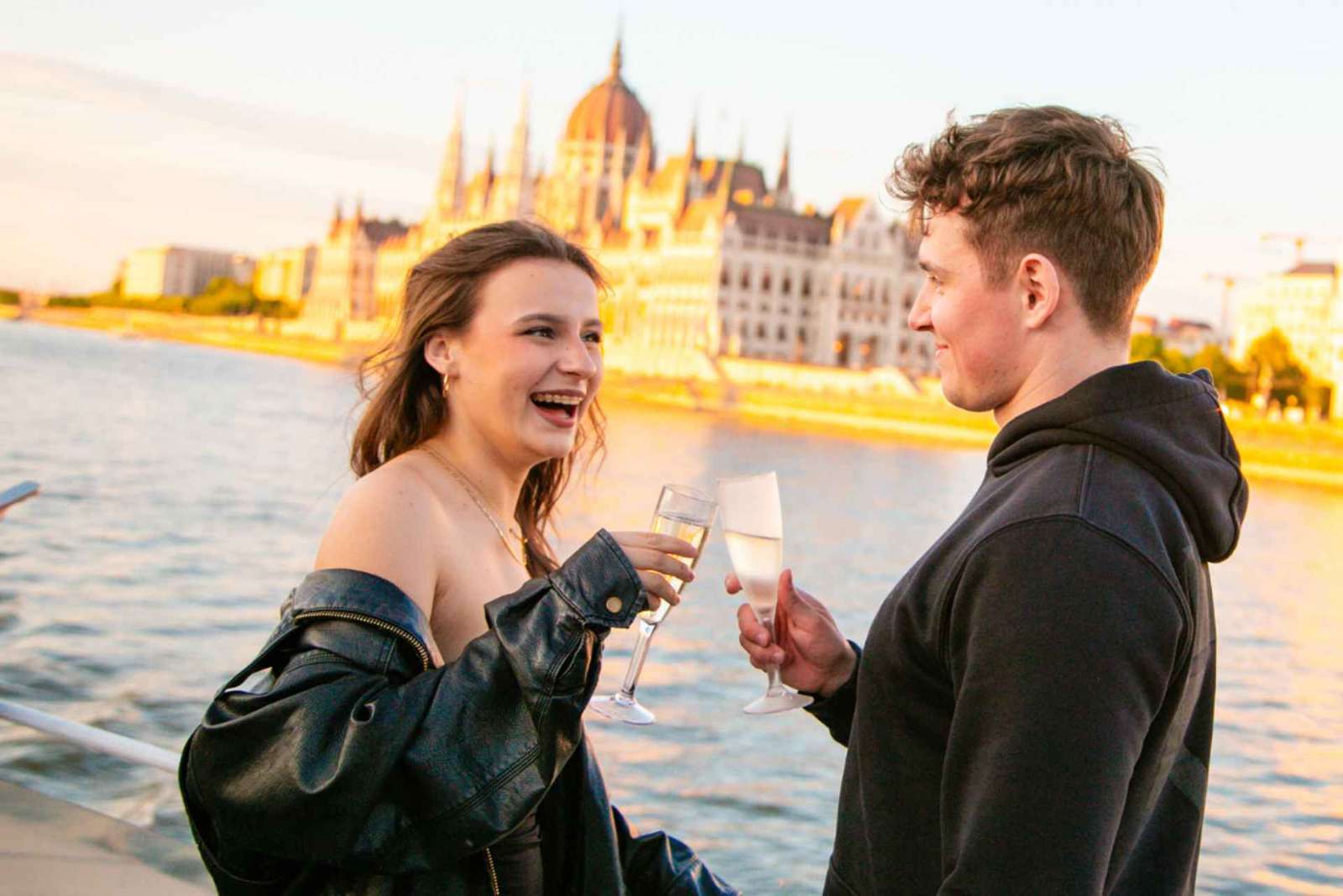 Boedapest: Donau cruise met onbeperkt prosecco