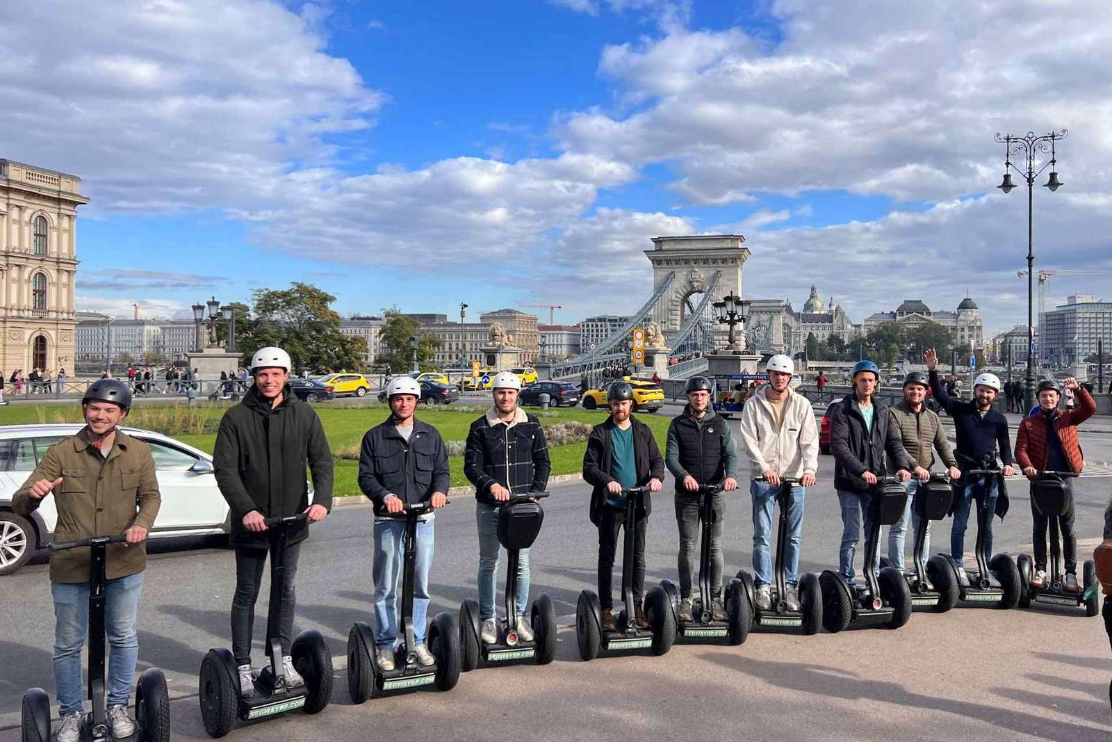 Boedapest: Segway Grand City Tour (Buda + Margaret + Pest) 3 uur