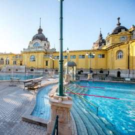 Boedapest: Széchenyi-thermen – Fast Track-toegang met kluisje