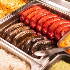 Boedapest: Culinaire tour met wijnproeverij door Foodapest 2024