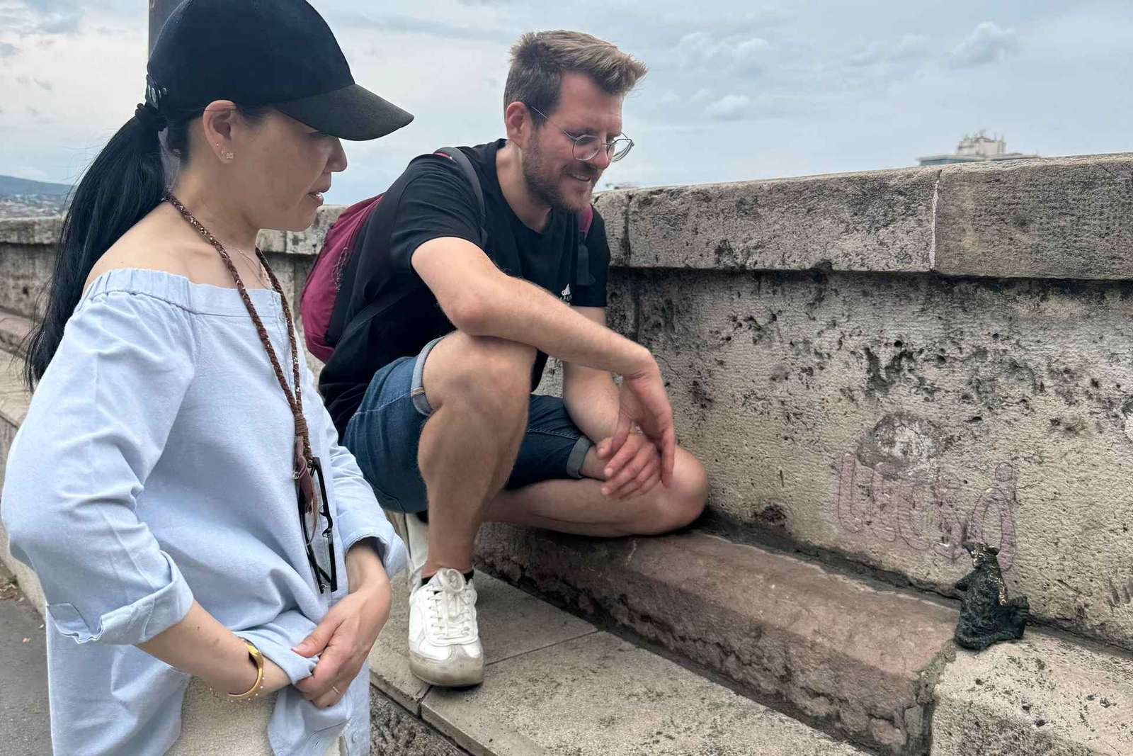 Kleine beelden, grote verhalen: Kolodko mini standbeeld tour