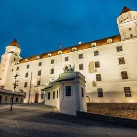 Boedapest: Transfer naar Praag via het schilderachtige Bratislava