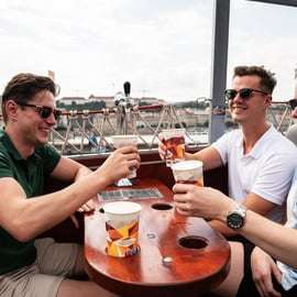 Boedapest: BeerBus-sightseeingtour met onbeperkt bier
