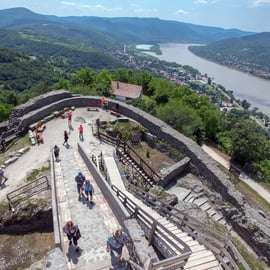 Vanuit Boedapest: Dagtrip Donaubocht in het Engels