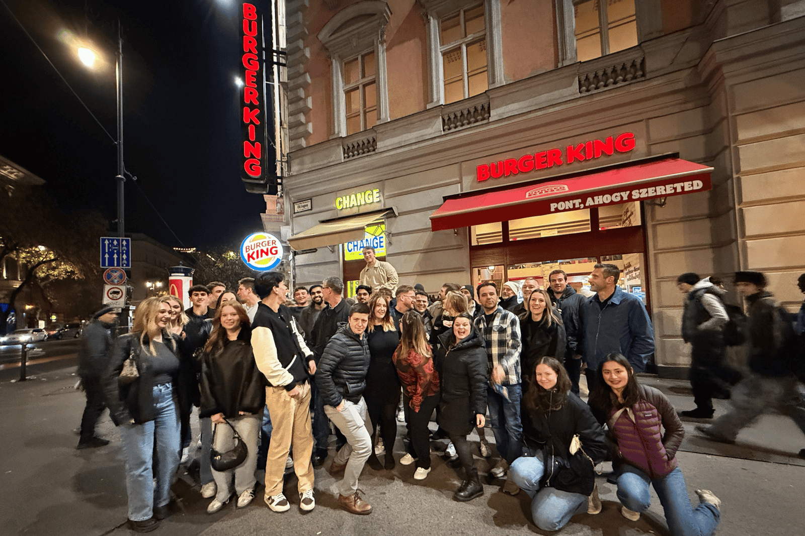 Pubcrawl & Ruin Bar Tour in Boedapest – Gratis shotjes & VIP-toegang