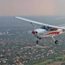 Sightseeingvlucht boven Boedapest met Cessna C172