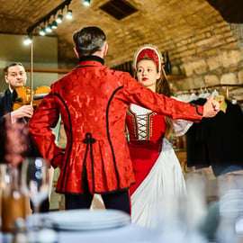Boedapest: Hongaarse Folklore Dansvoorstelling & Concert