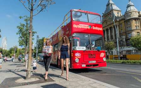 Boedapest: Stadsrondleiding Hop-on-hop-off-bustour & Extra's