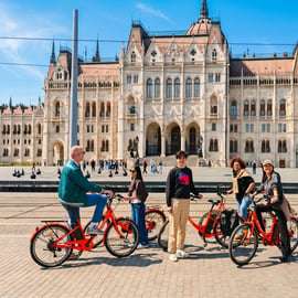 Boedapest: essentiële historische fietstocht (1,5 uur)