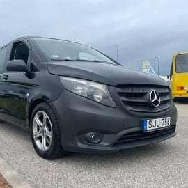 Boedapest: Privé transfer van luchthaven naar hotel