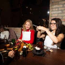 Boedapest: koninklijk feestdiner met drankjes en liveshows