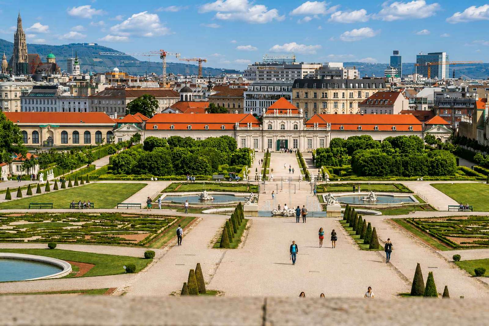 Vanuit Boedapest: dagtour met gids naar Wenen en Bratislava