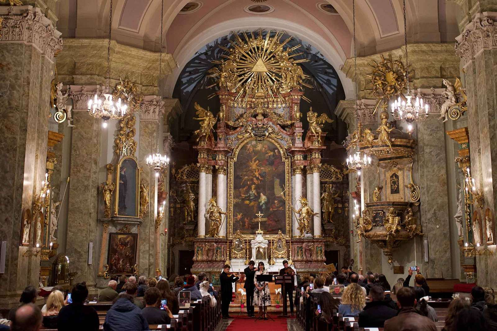 Boedapest: Vivaldi, Mozart, Bach en meer in de Sint-Annakerk