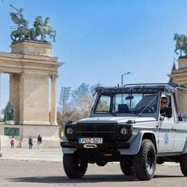 Klassieke stadsrondleiding Boedapest Russische Jeep