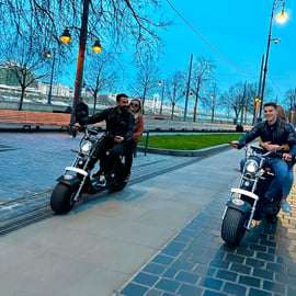 Boedapest: Monster Bike Roller Stadsrondleiding met gids